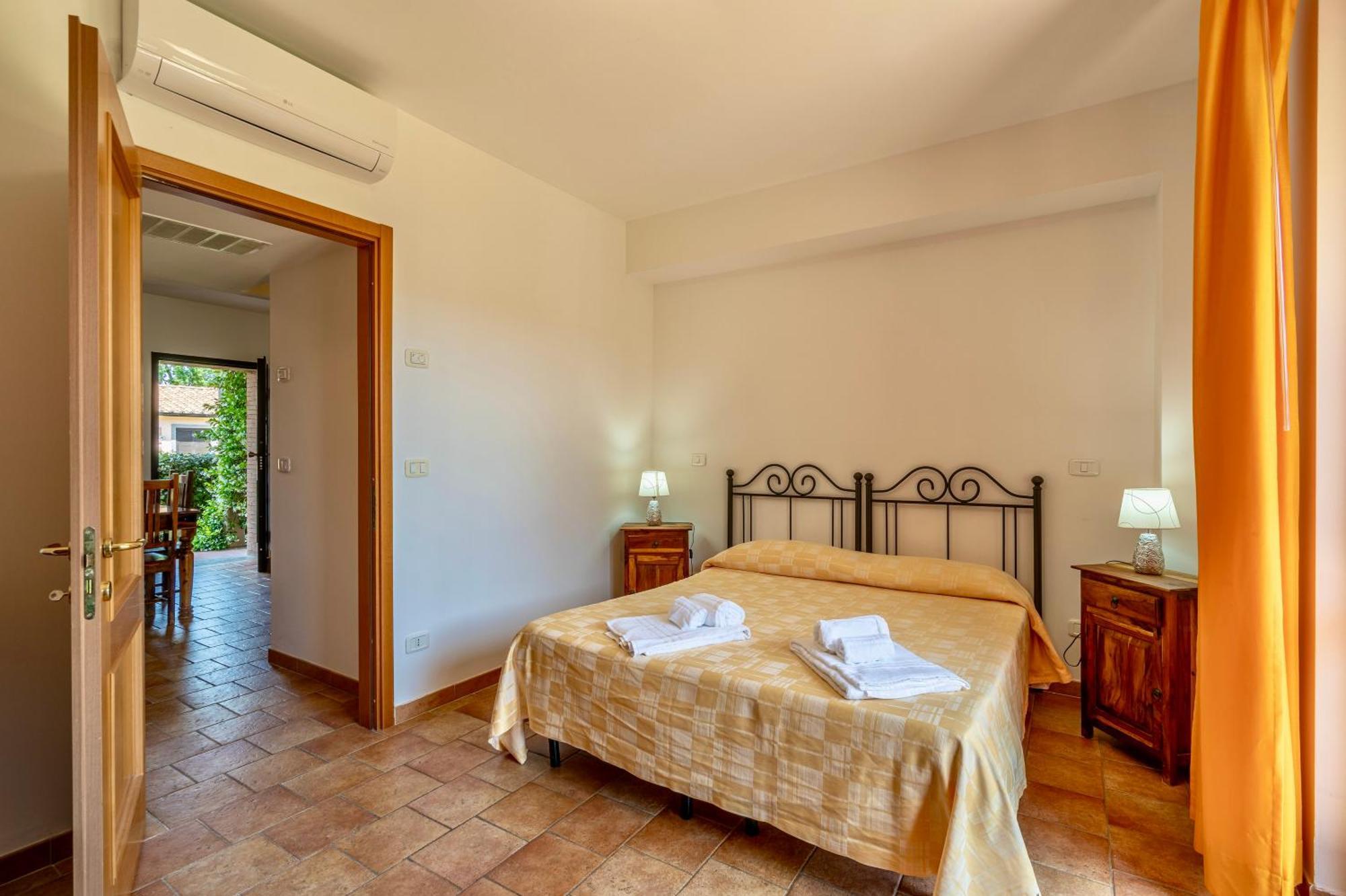 Isa - Residence With Swimming Pool In Sorano, Apartments With Air Conditioning And Private Outdoor Area Buitenkant foto